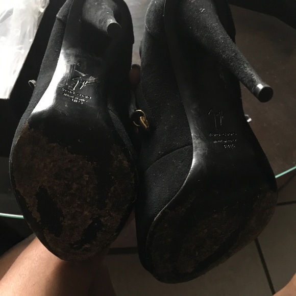 Giuseppe Zanotti 38.5 - Picture 5 of 5